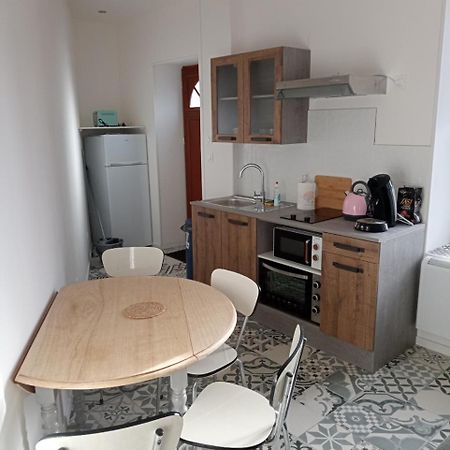 Appart Proche Toutes Commodites Souvigny Exteriér fotografie