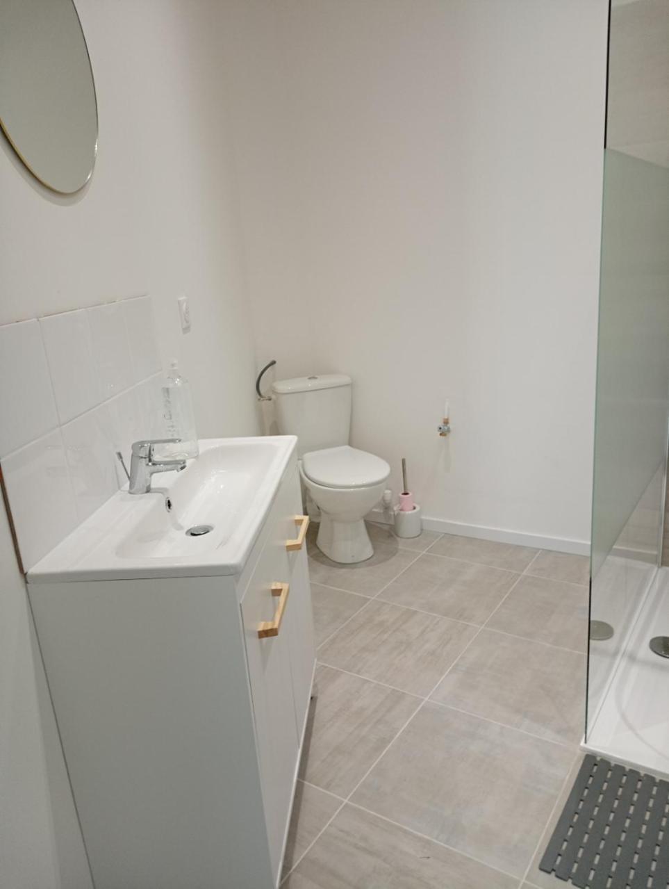 Appart Proche Toutes Commodites Souvigny Exteriér fotografie